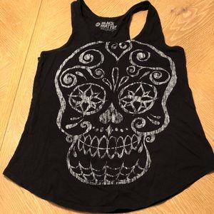 Black and white skull tank top